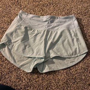 Lululemon High-waist Speed Up Short. Size 6. Light teal blue.